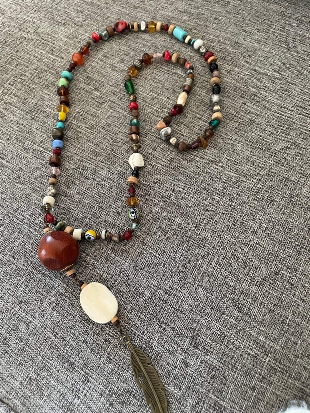 Native American Aztec Southwestern necklace Multicolored beads/stones feather